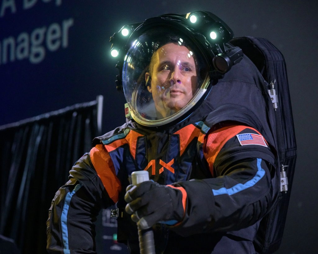 Artemis space suit
