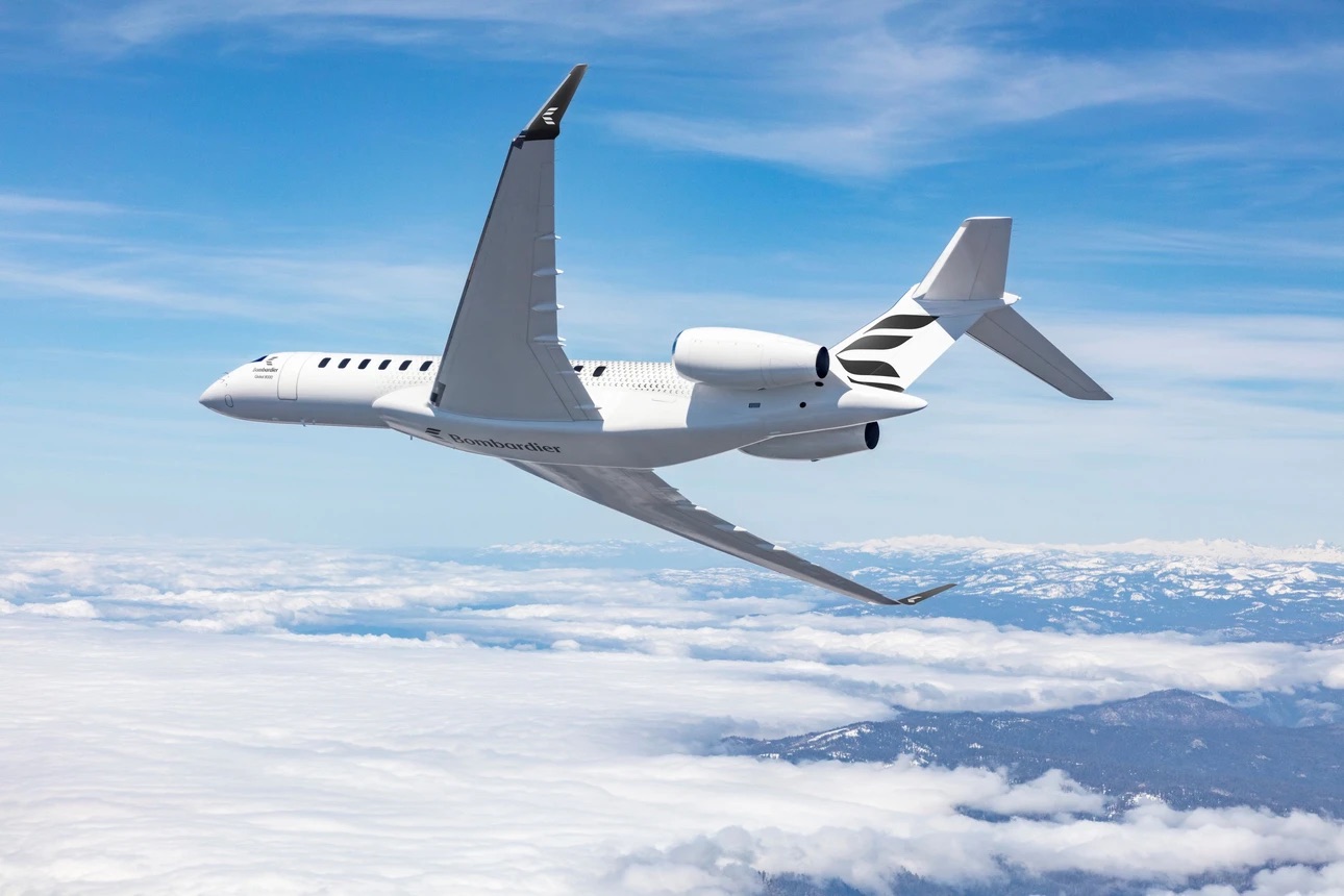 Bombardier Global 8000 in flight