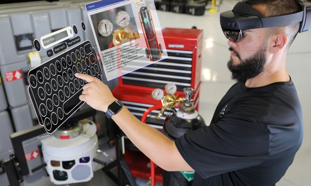 Northrop Grumman uses AI, VR and AR to improve E-2D Advanced Hawkeye maintenance