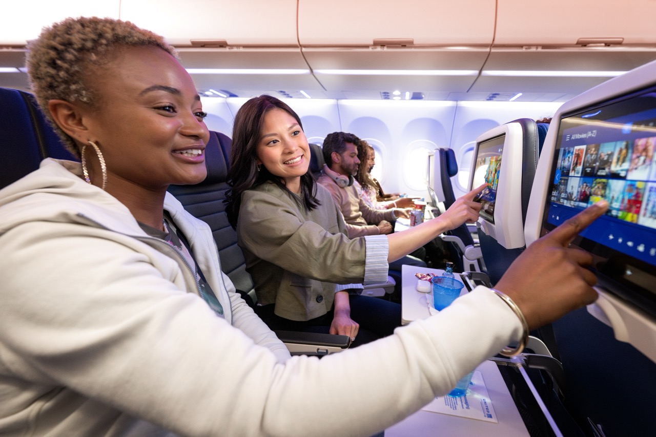 United Airlines in-flight entertainment seatback screens