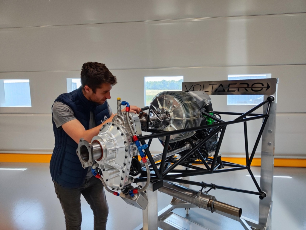 VoltAero's HPU210 drivetrain for the Cassio 330
