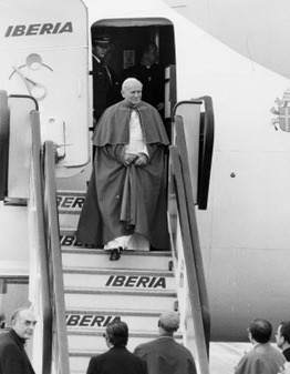 Pope John Paul II flying on Iberia