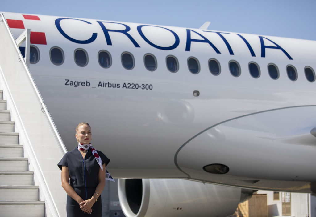 Croatia Airlines A220