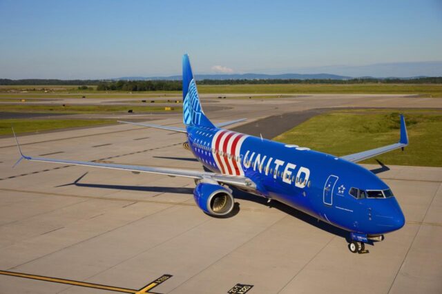 United Airlines 250th livery