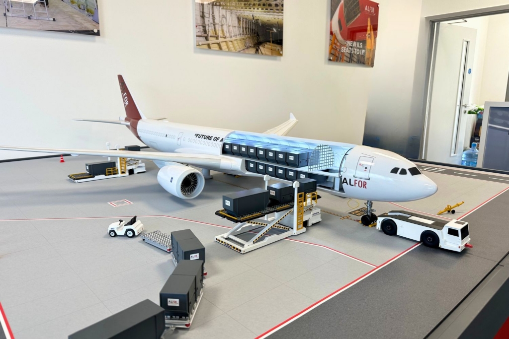 Alfor Aviation internal loading system for airbus a330
