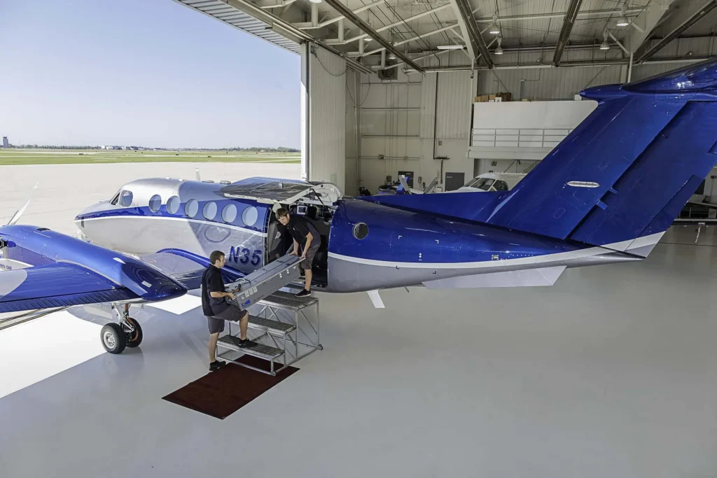 Beechcraft King Air 350/360 Air Medical Configuration - Single Bed