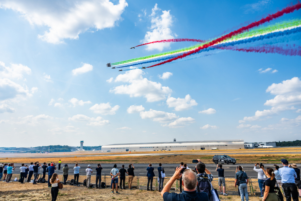 Fursan Al Emirat at Farnborough International Airshow