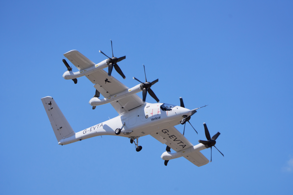 Vertical Aerospace flies VX4 at Farnborough Airshow
