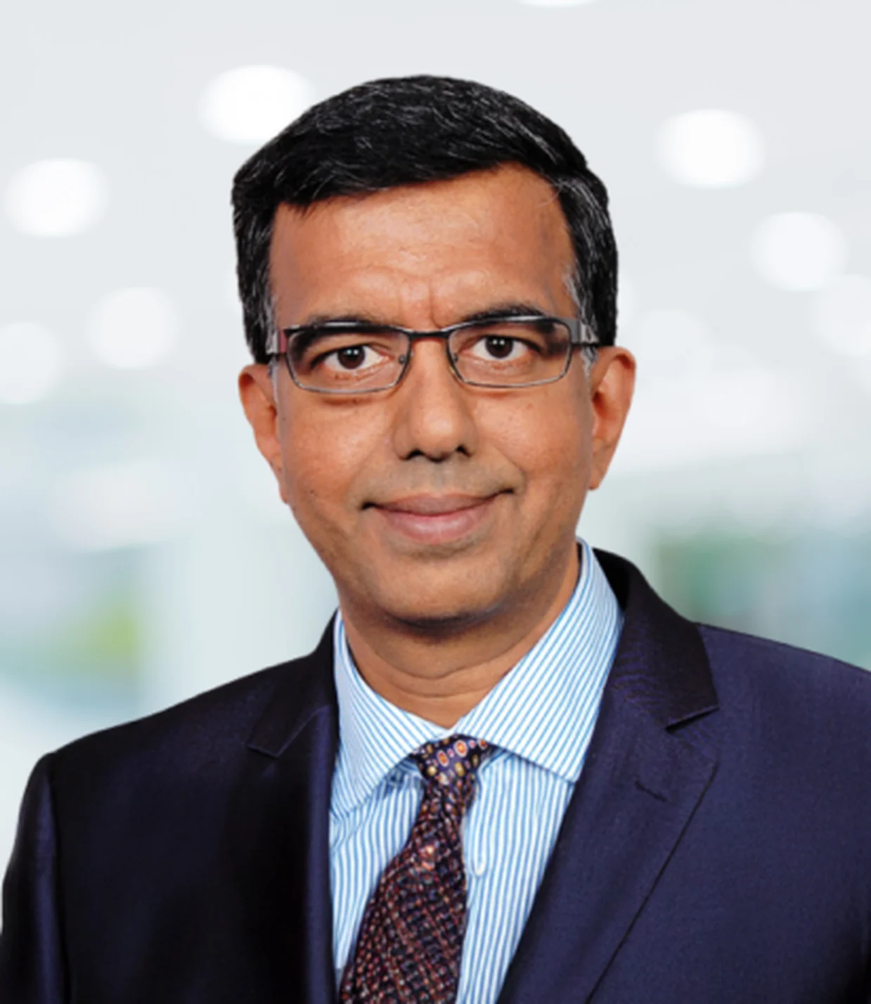 Kap Prabhakaran-Headshot