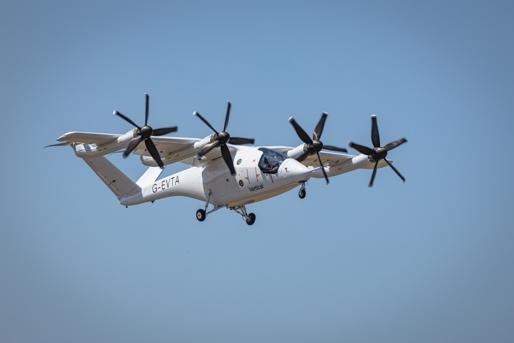 Vertical Aerospace flies VX4 at Farnborough Airshow