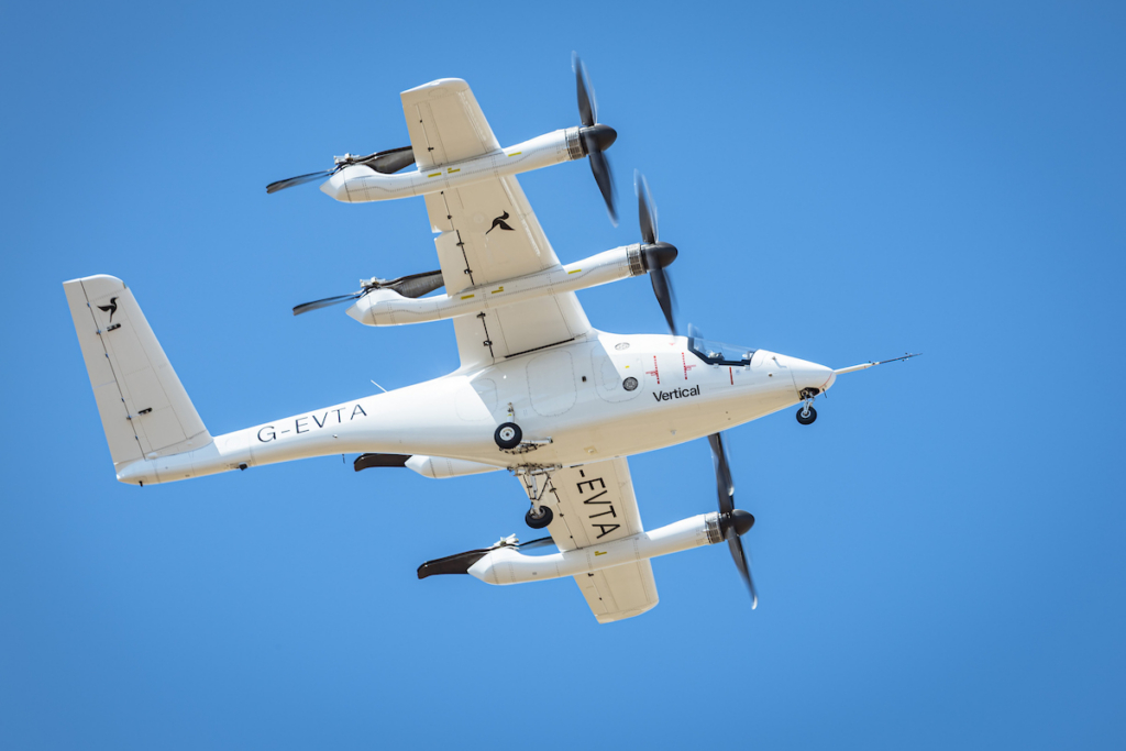 Vertical Aerospace flies VX4 at Farnborough Airshow