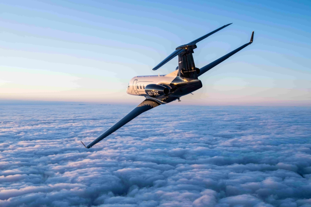 Embraer Phenom 300EV
