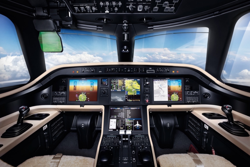 Praetor 500E cockpit