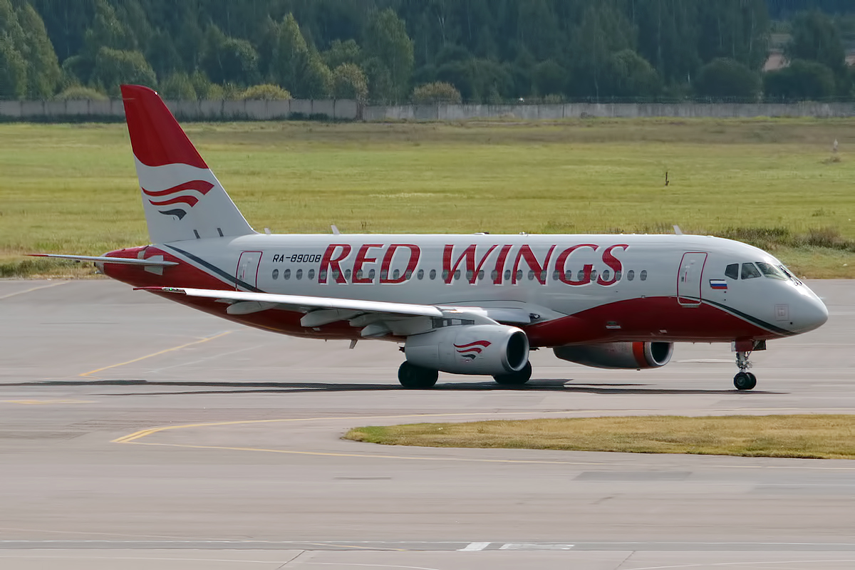 Red Wings Sukhoi Superjet
