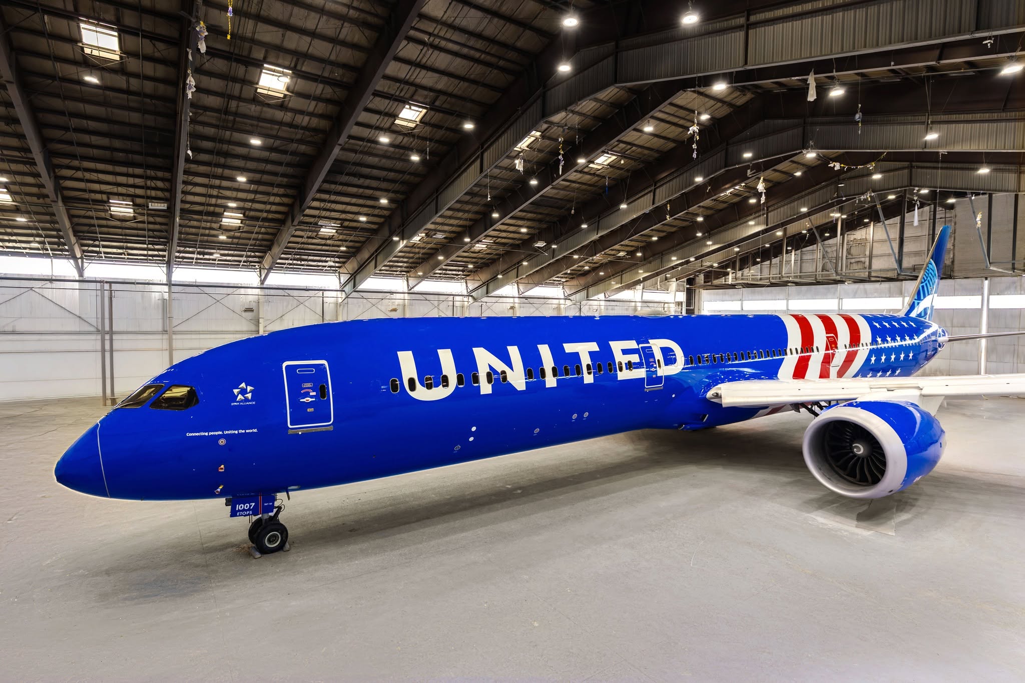 United Airlines America 250 stars and stripes livery