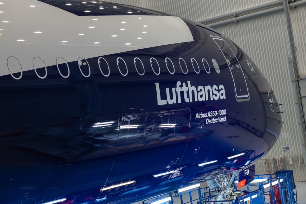 Lufthansa 100 year special livery A350-1000