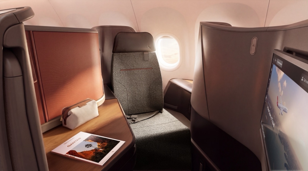 Qantas Airbus A321XLR business class suite