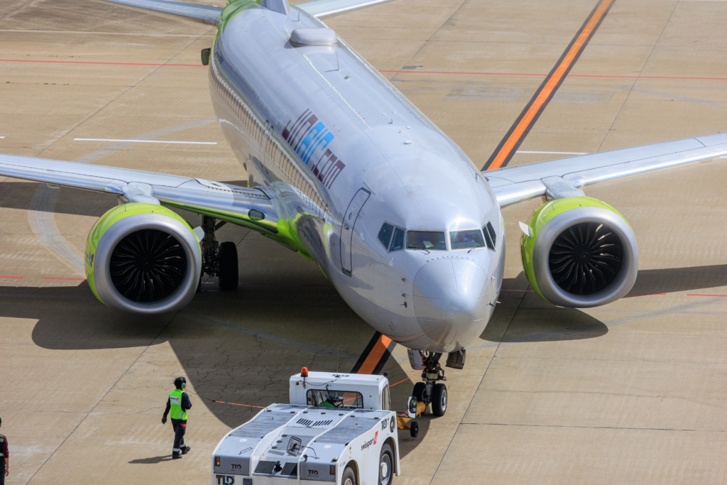 Jin Air B737