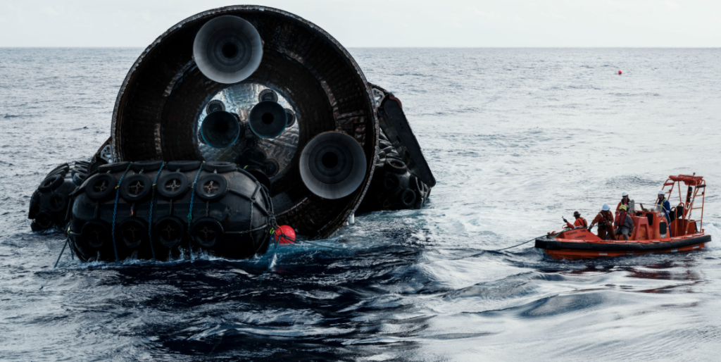 Flight 13_Starship in the Indian Ocean