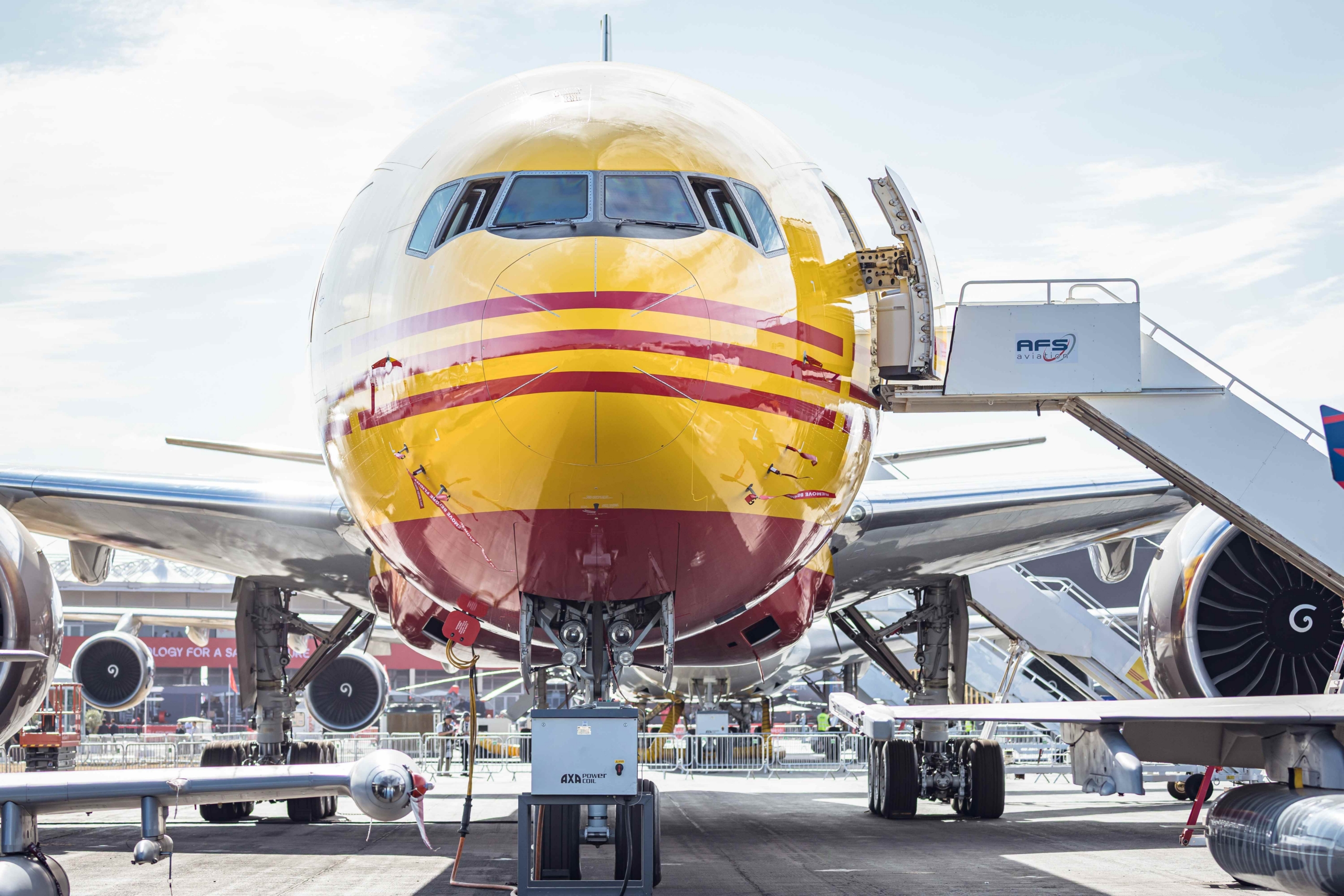 Mammoth Freighters Boeing 777-200 LRMF at Farnborough Airshow