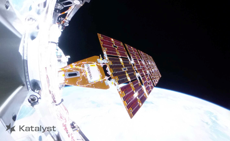 Katalyst’s LINK servicing spacecraft experienced issues with attitude control, causing the spacecraft to spin and resulting in sporadic communications.