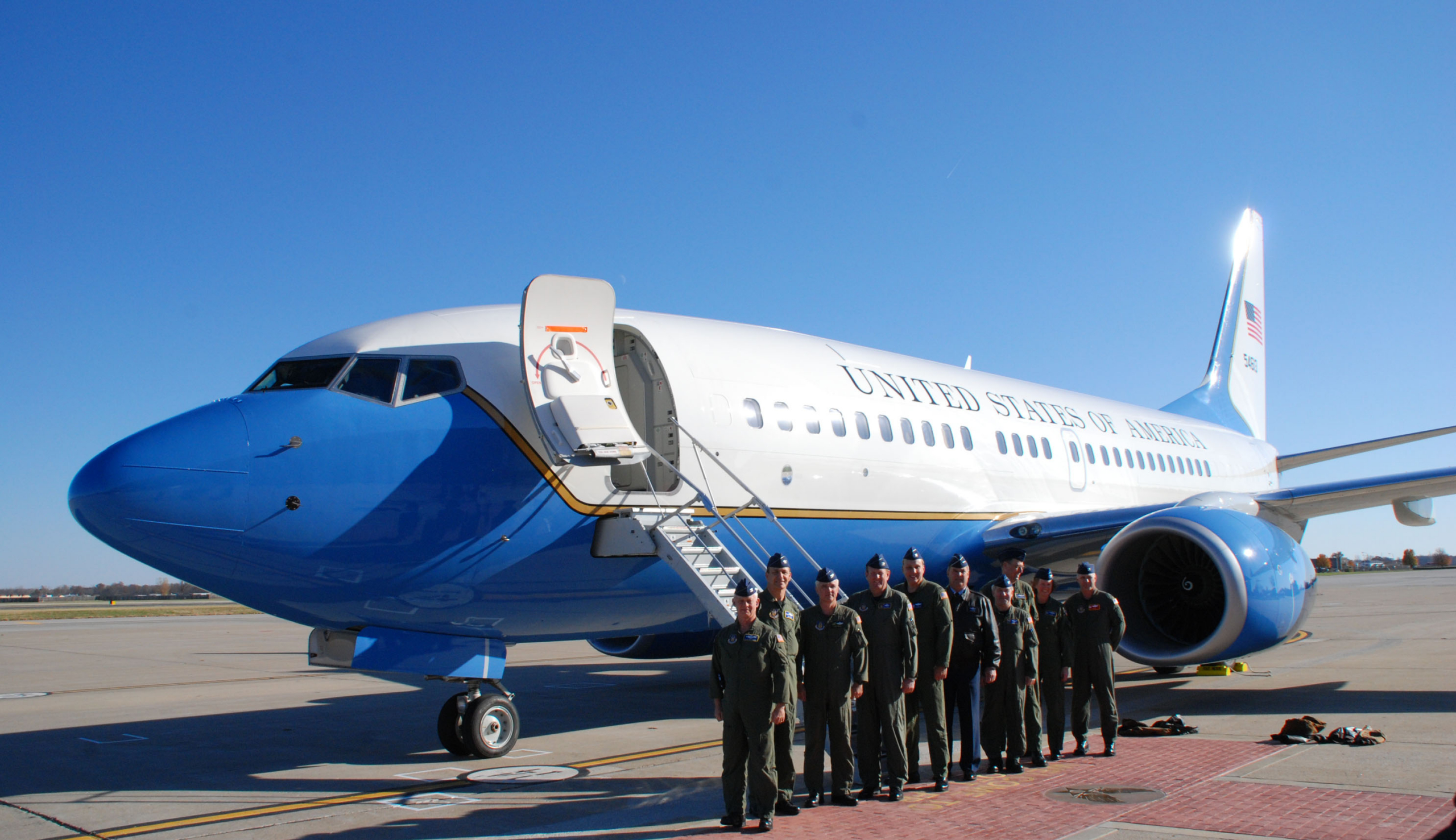 US Air Force Boeing C-40 Clipper https://www.af.mil/About-Us/Fact-Sheets/Display/article/104521/c-40bc/
