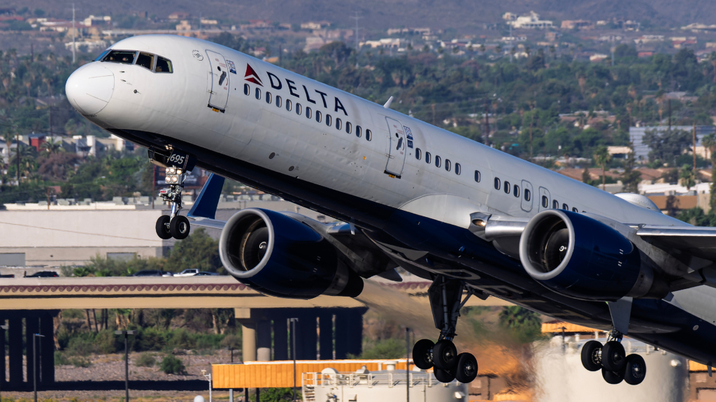 Delta 757