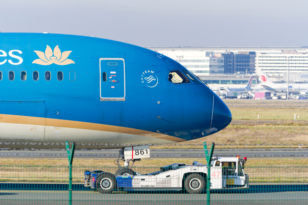 VIETNAM 787-9