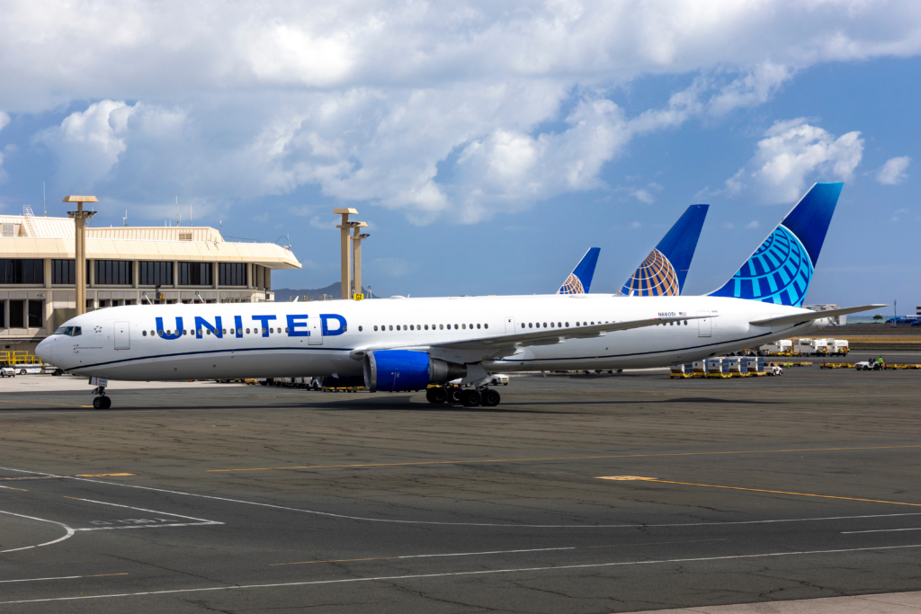 United 767-400Er 