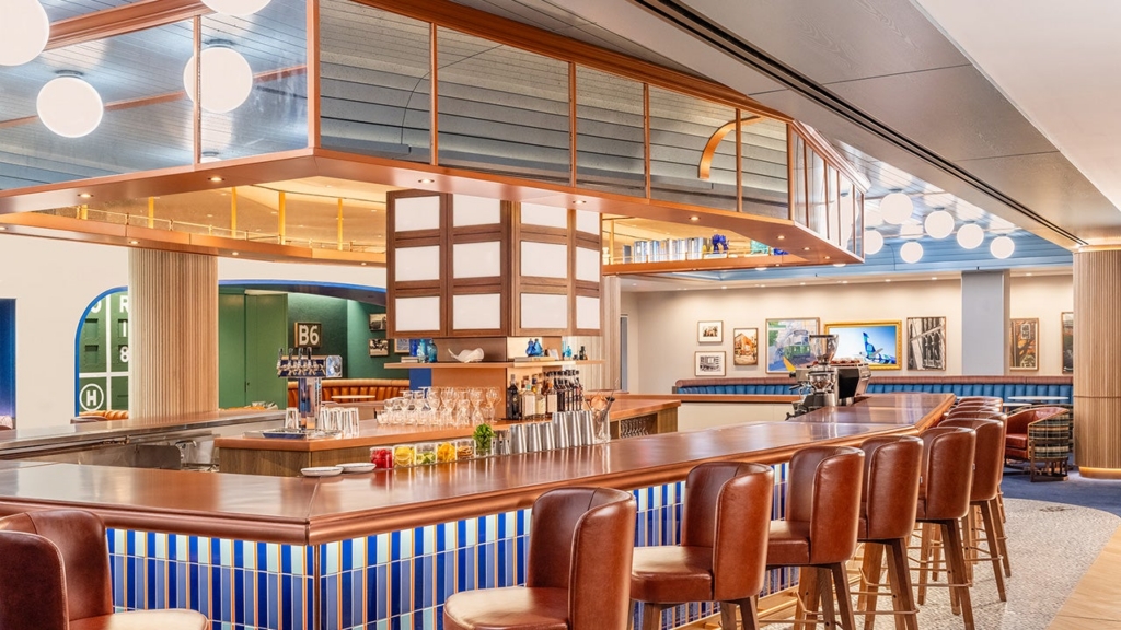 JetBlue BlueHouse Boston bar