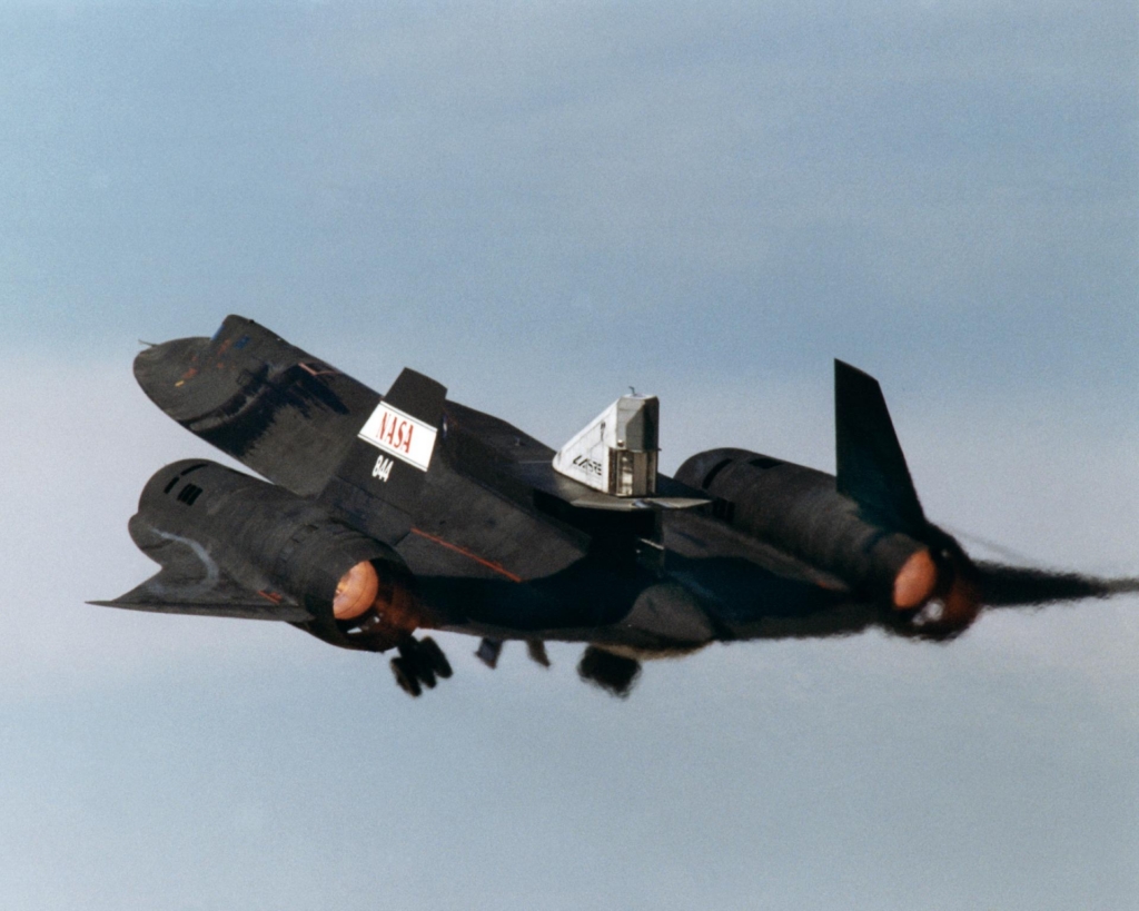 NASA SR-71 Blackbird with LASRE on board