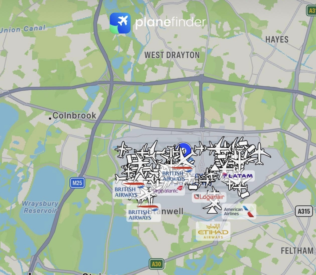 Planefinder image showing now departures or arrivals at Heathrow on 8th September