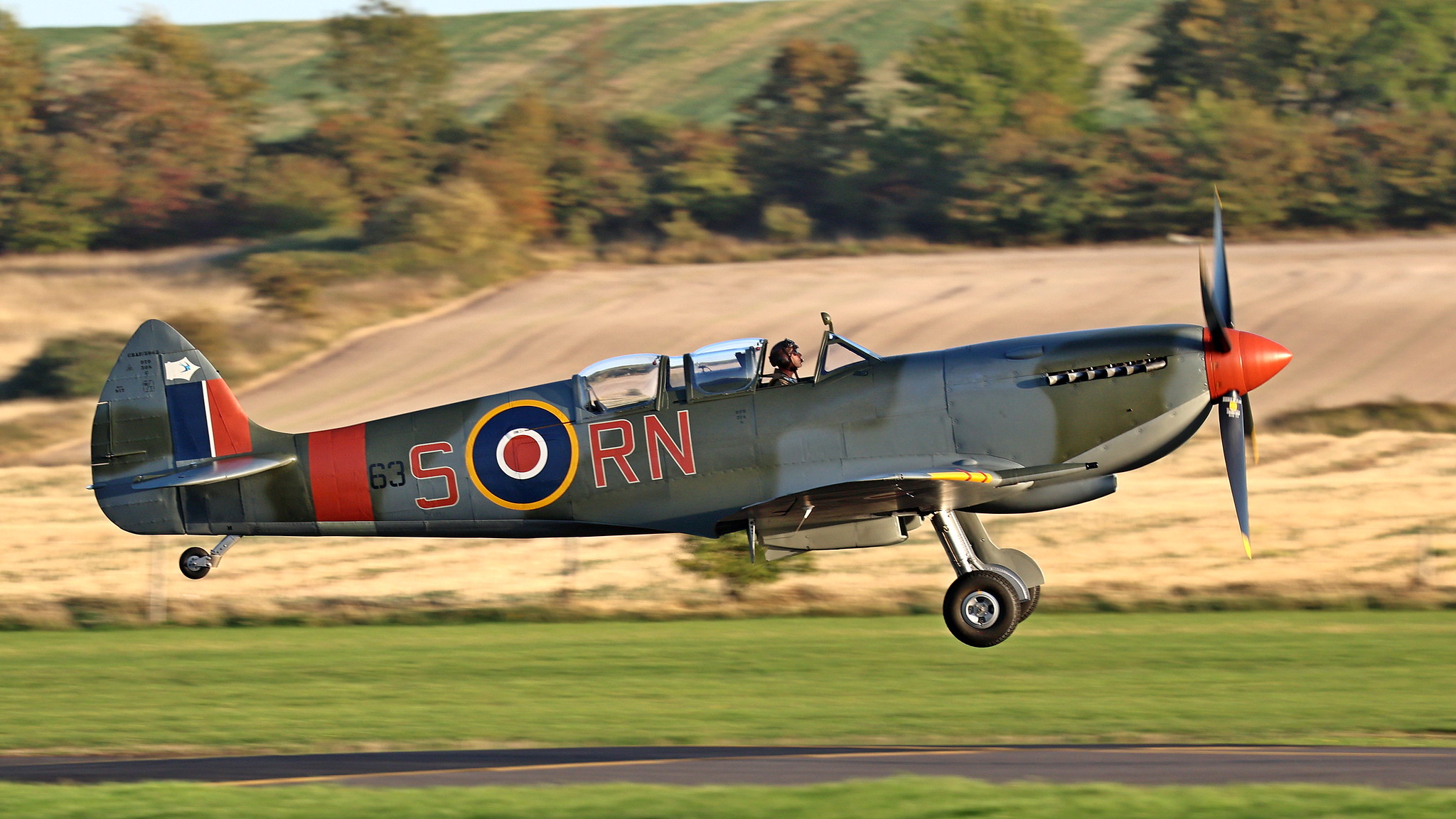 Spitfire RK858