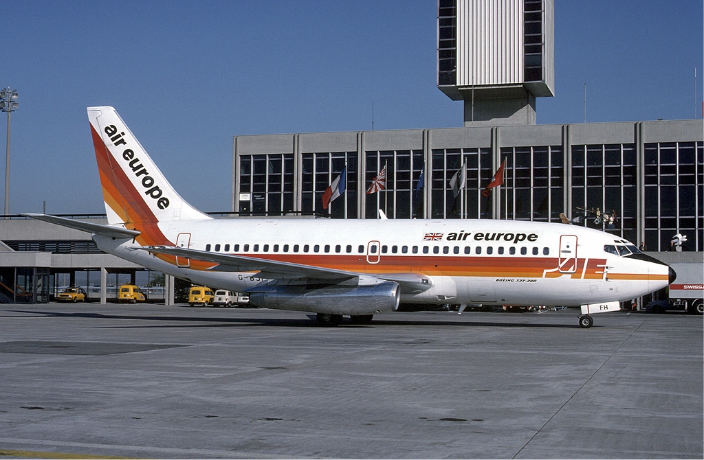 Air Europe 737