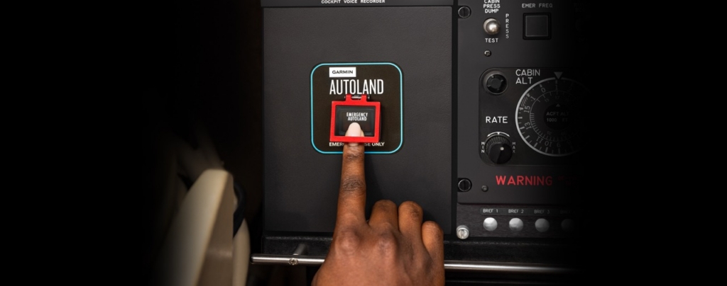Garmin Autoland button