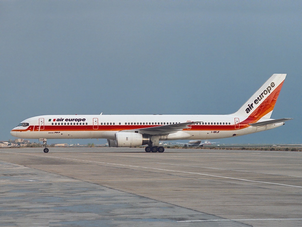 Air Europe 757