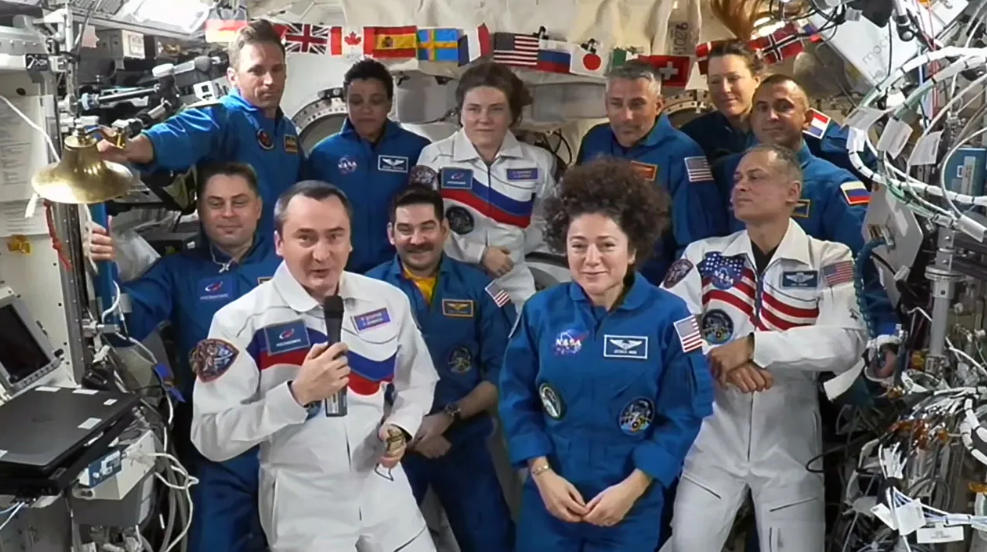 Expedition 75 Welcomes Crew-13 and Preps for Crew-12 Departure