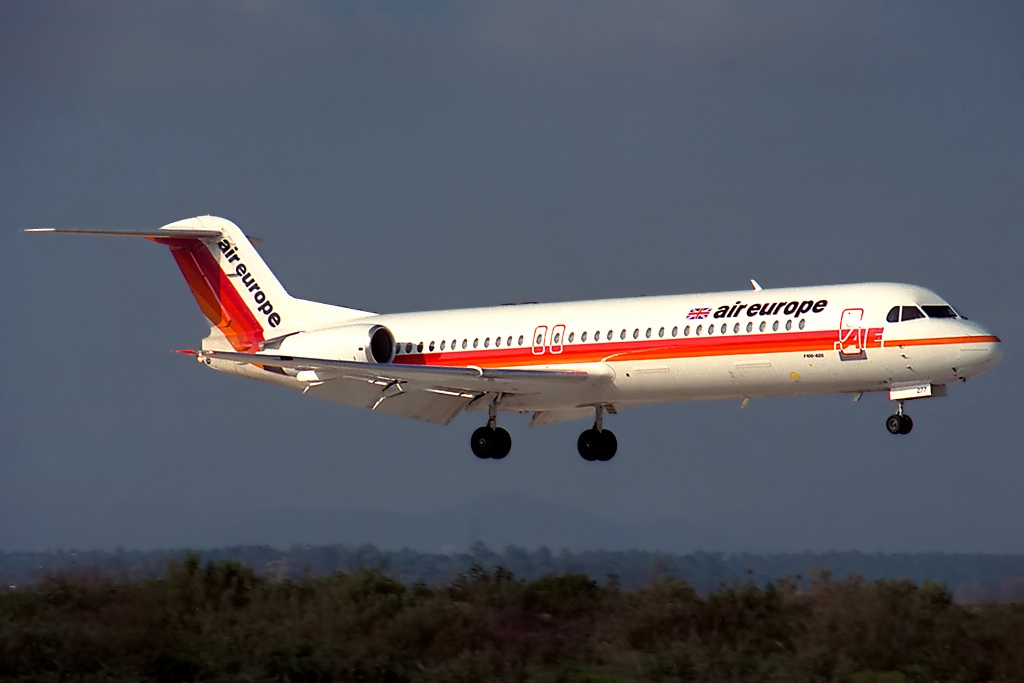 Air Europe Fokker 100