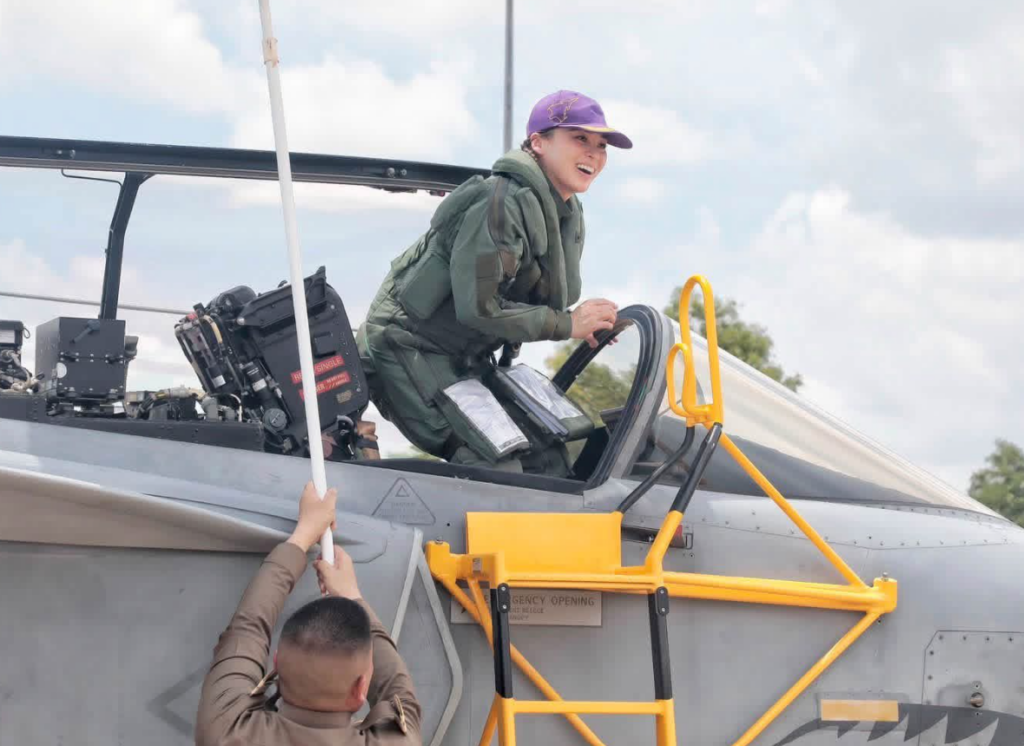 Thailand's Queen Suthida Flies Solo in Supersonic JAS 39C Gripen Fighter Jet