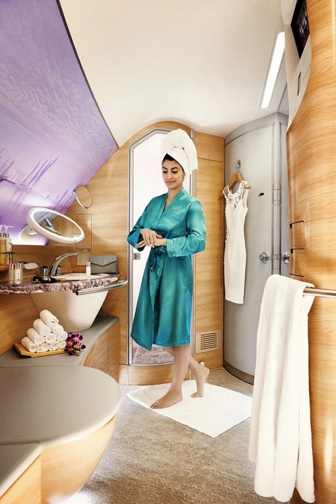 Emirates first class shower spa A380 